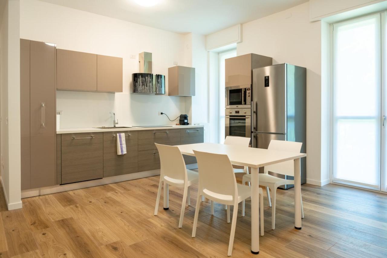 Appartement 15Min Metro Duomo - Rho Fiera - Skyscraper Kitchen à Milan Extérieur photo