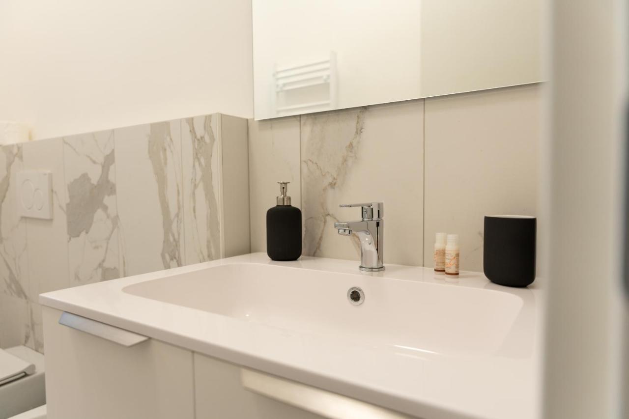 Appartement 15Min Metro Duomo - Rho Fiera - Skyscraper Kitchen à Milan Extérieur photo